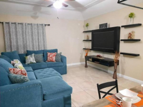 Spacious 2 Bedroom in Portmore with Pool